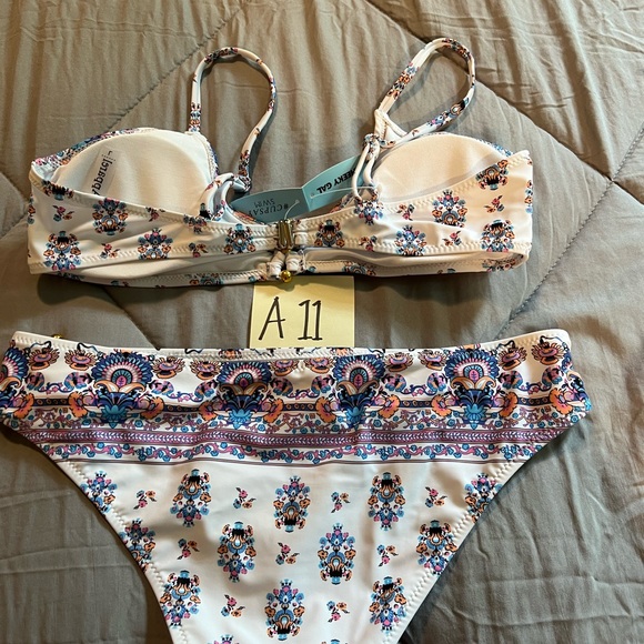 Multi color bikini - Picture 2 of 2